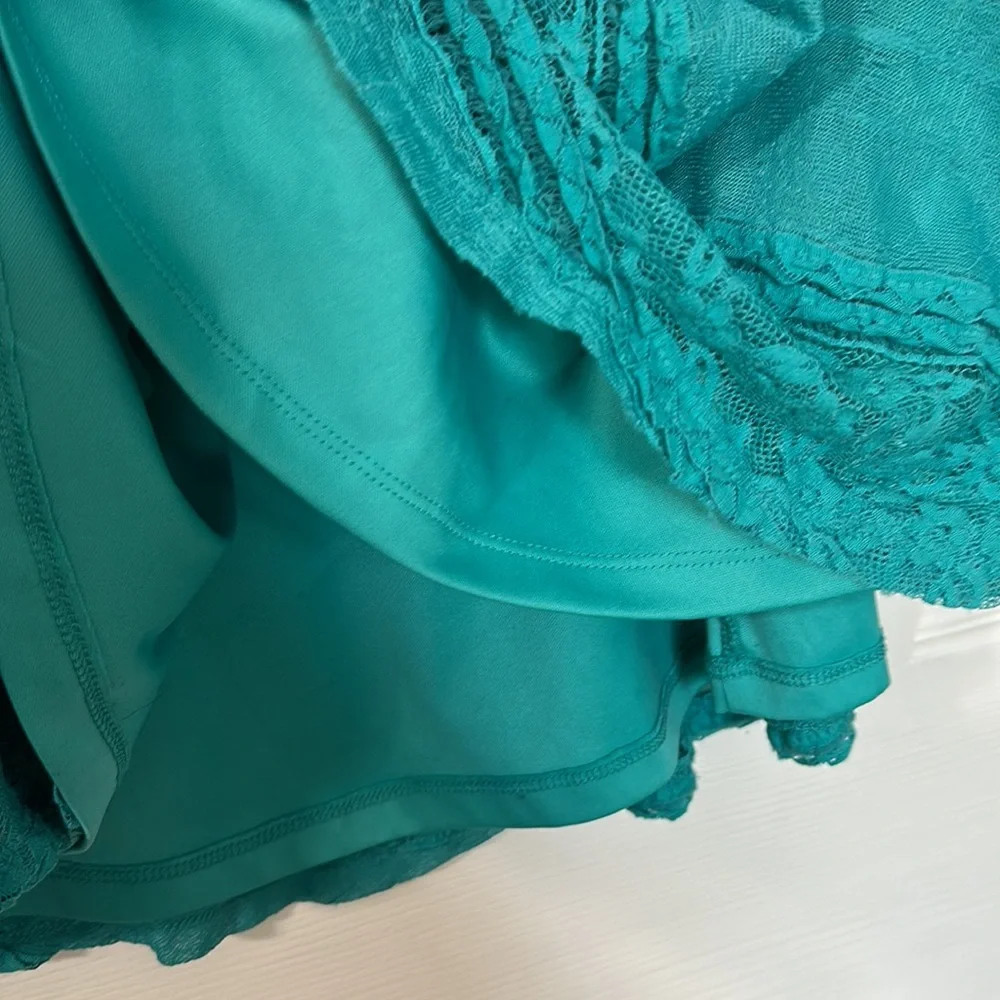 Charlotte Russe | Lace Floral Dress - Picture 5 of 7